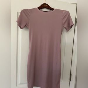 Women’s Small Fitted Mauve dress